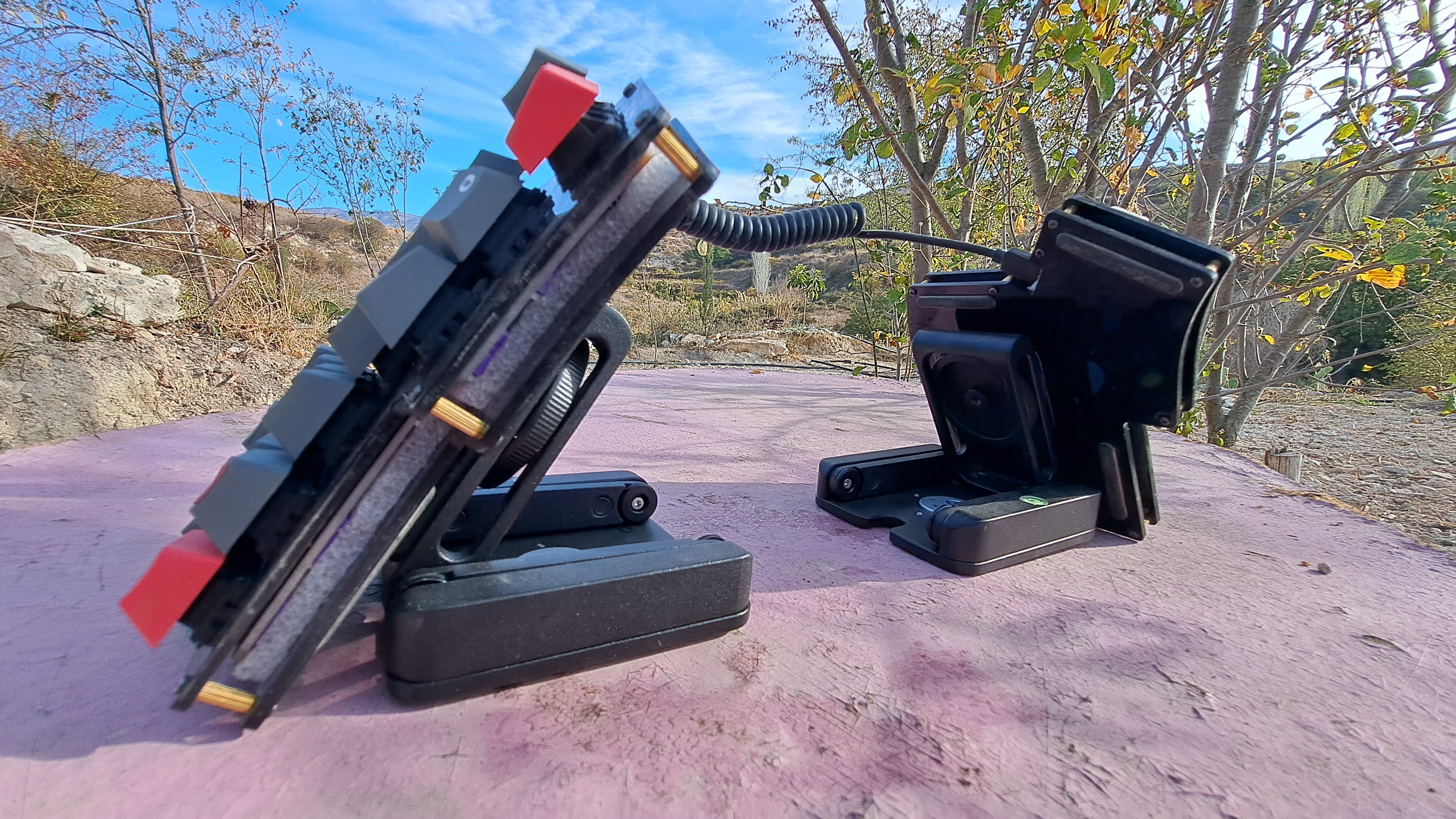 Iris keyboard with magnetic stands for tenting